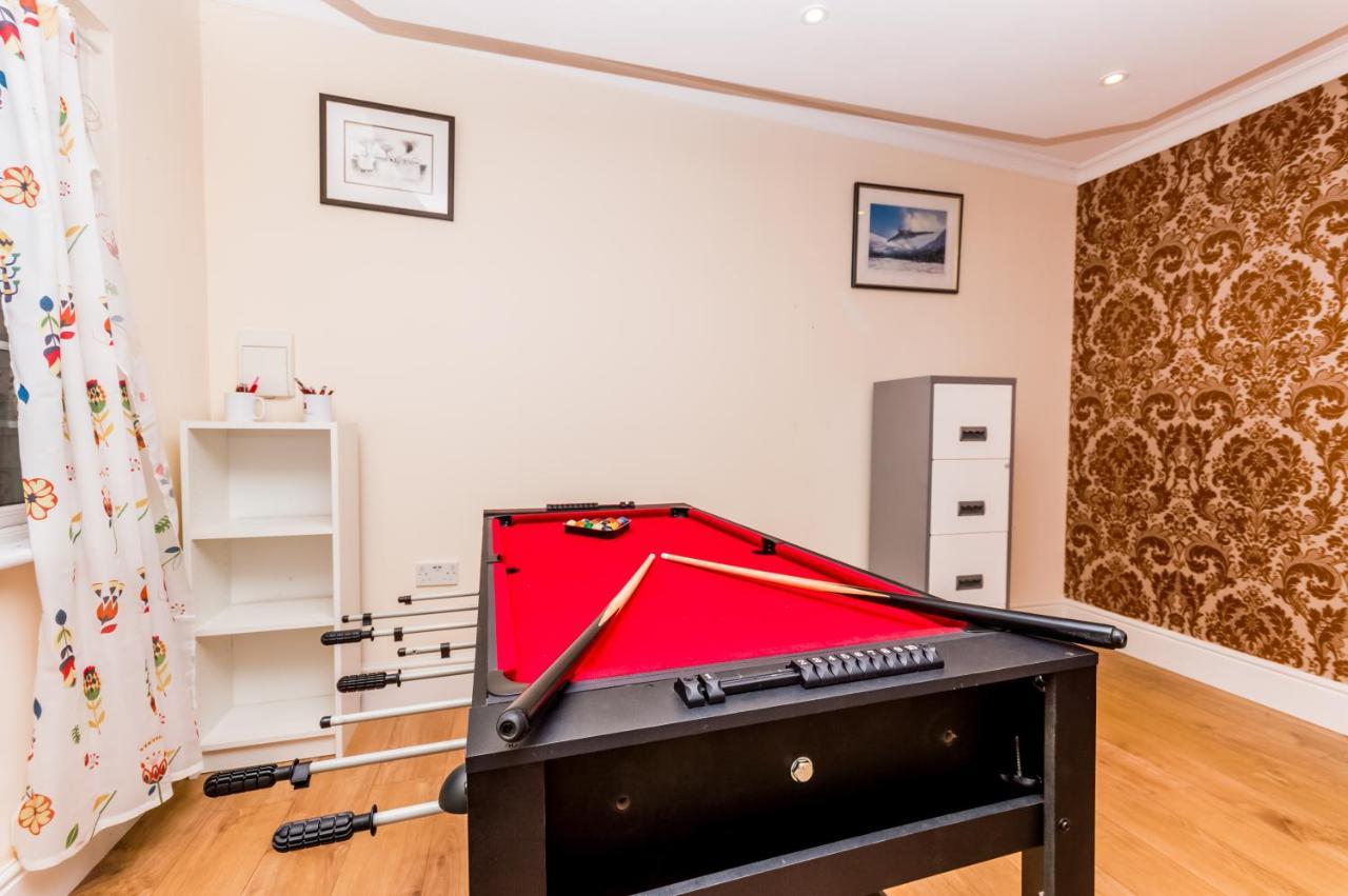Holiday home Burnham House - Labrad Homes *
